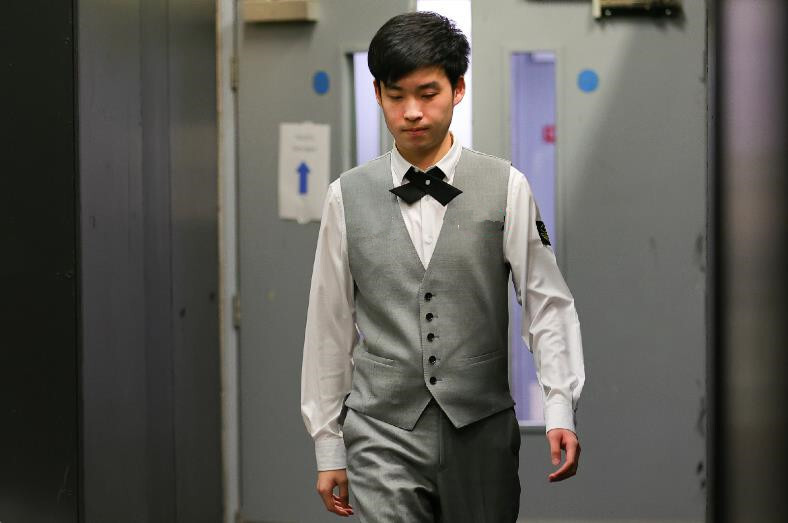 坚不可摧的 坚不可摧的